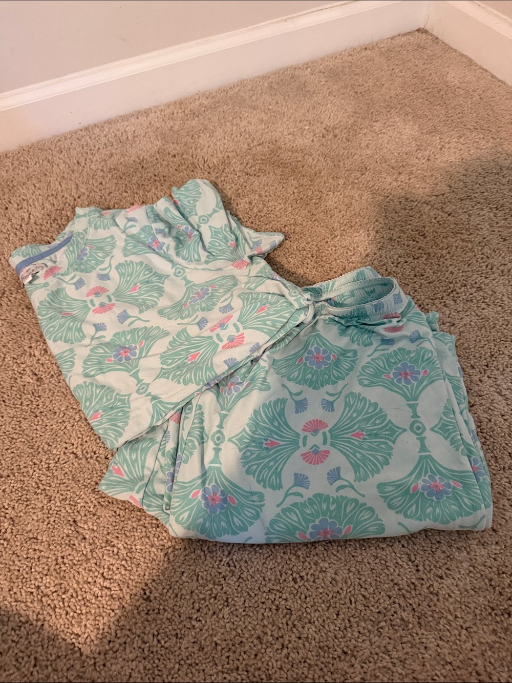 crown & ivy Mint Green and Pink Floral Pajama Set